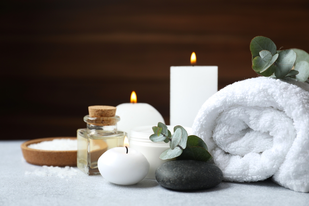 How Aromatherapy Enhances the Benefits of Massage Therapy